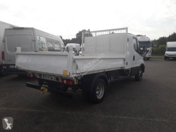 Utilitaire benne standard Iveco