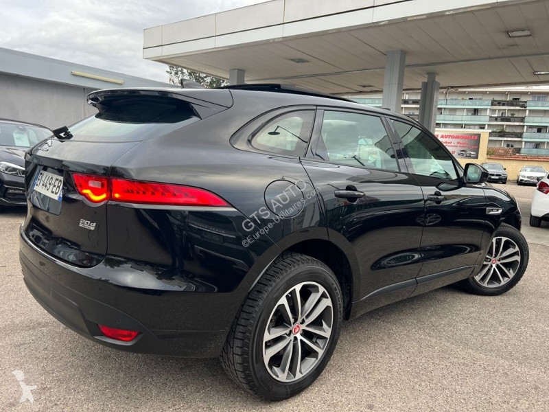 Véhicule utilitaire Jaguar F-PACE 2.0D 180CH...