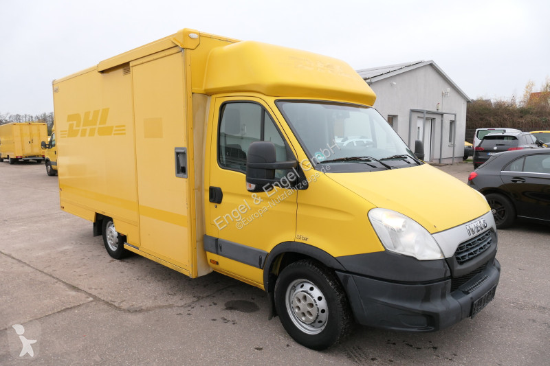 Veículo utilitário Iveco Daily 35 S11 C30C...