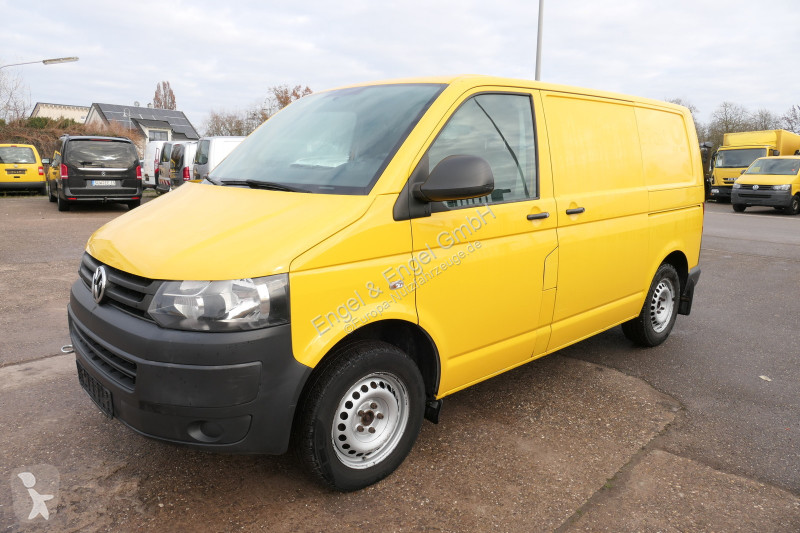 Véhicule utilitaire Volkswagen T5 Transporter...