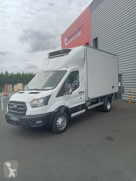 Véhicule utilitaire Ford FRIGO 12M3 130 CV...