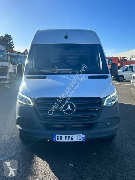 Véhicule utilitaire Mercedes