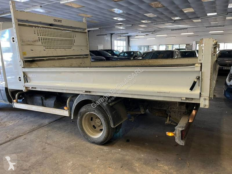 Véhicule utilitaire Iveco