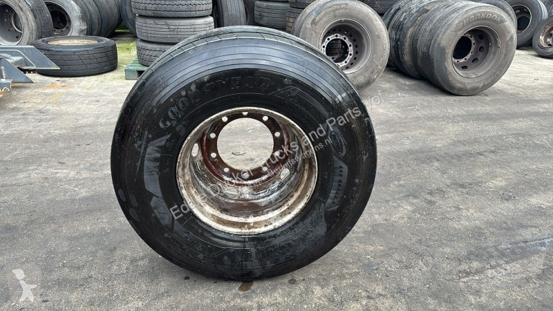 Nyttofordon Goodyear KMAX 445/65R22.5 DOT 4920
