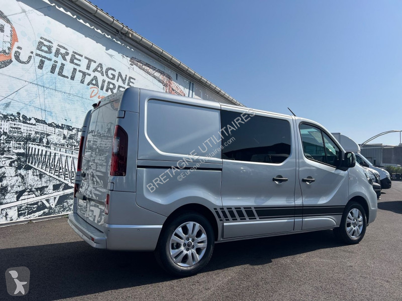 Furgoneta Nissan PRIMASTAR FG 5 PLACES L1H1 2.0...