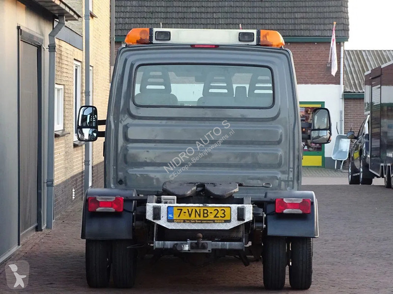 Furgoneta Iveco 35C18 BE TREKKER 3 ZITS EURO 5...