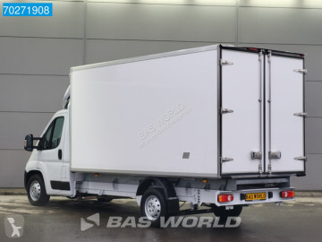 Caja cerrada Opel