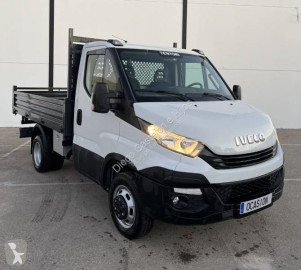 Con volquete estándar Iveco