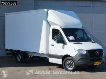 Fourgon utilitaire Mercedes