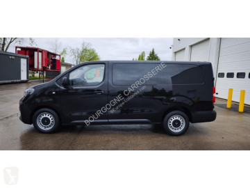 Caja cerrada Opel