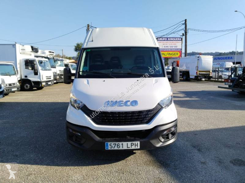 Furgoneta Iveco