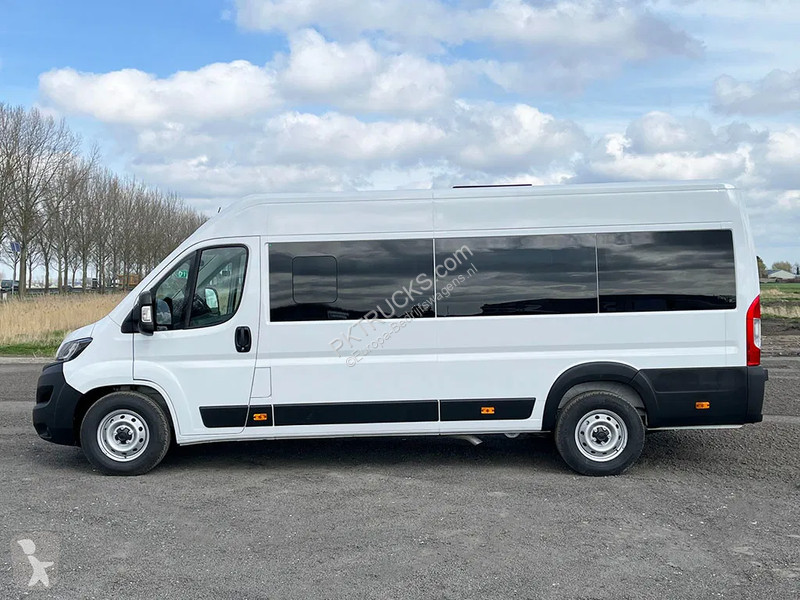Furgoneta Fiat XL4H2 Mini Bus (10 units)