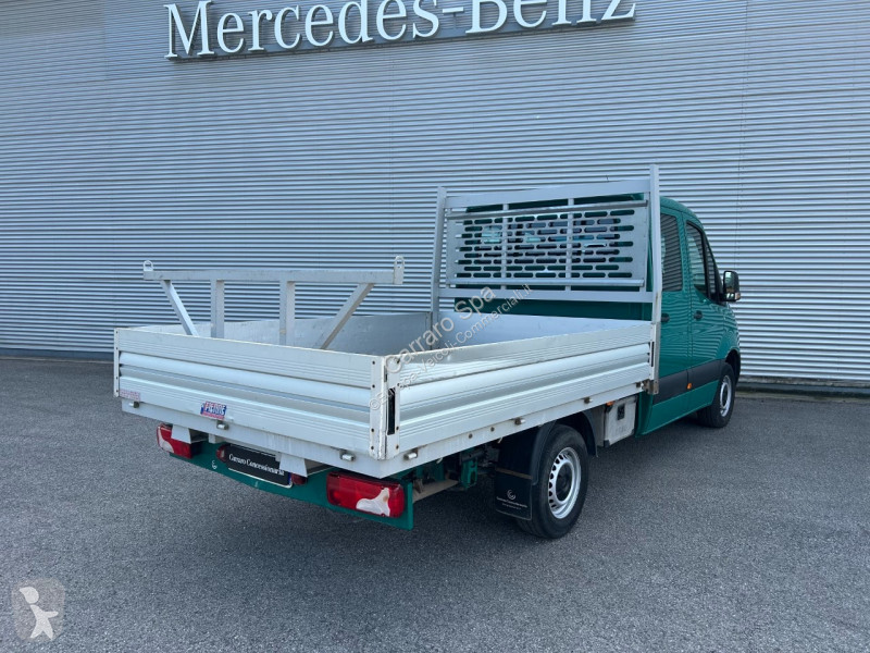 Véhicule utilitaire Mercedes III