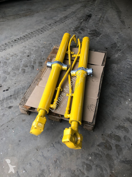 Losse onderdelen bouwmachines Komatsu D65-15...