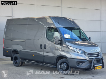 Caja cerrada Iveco nueva