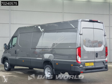 Fourgon utilitaire Iveco neuf