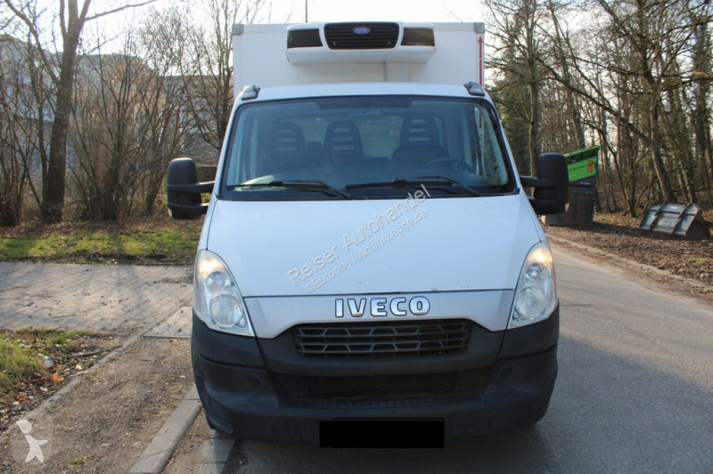 Véhicule utilitaire Iveco 35s13 Kühlkoffer...