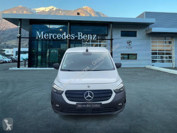 Furgoneta Mercedes