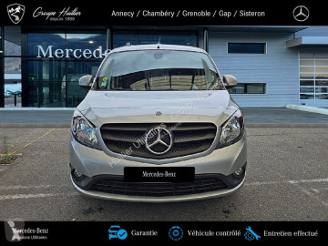 Furgoneta Mercedes