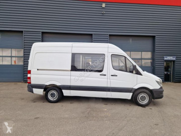 Fourgon utilitaire Mercedes