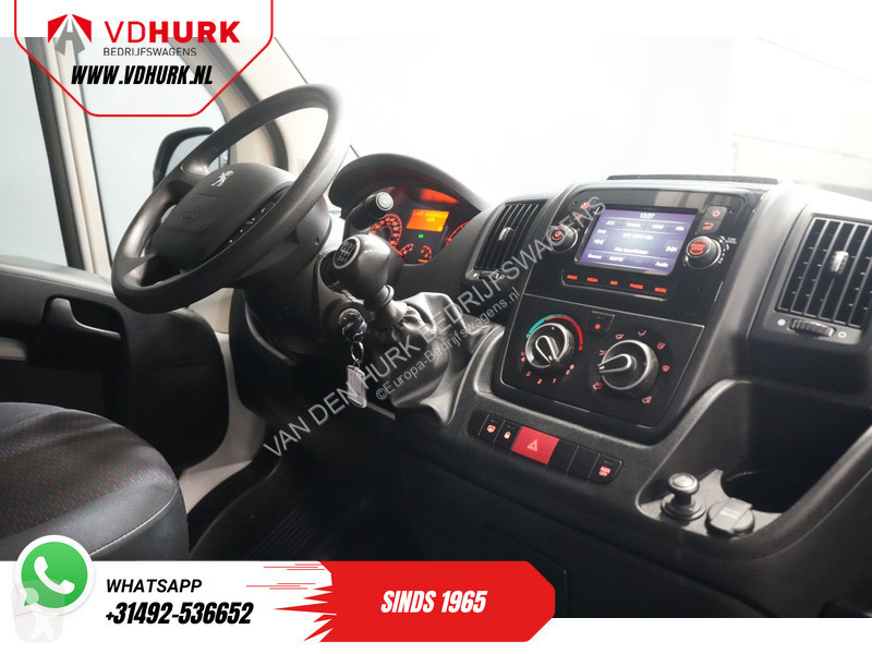 Véhicule utilitaire Peugeot 2.2 HDi 120 pk L2H2...