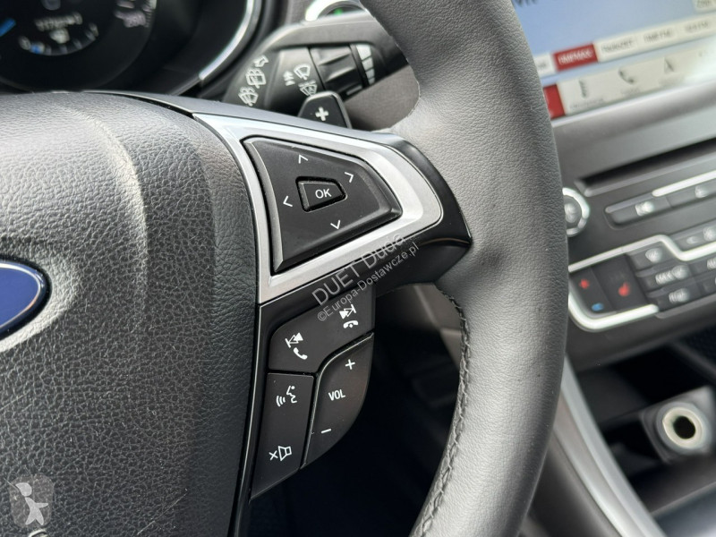 Véhicule utilitaire Ford