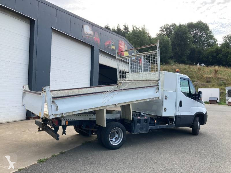 Véhicule utilitaire Iveco