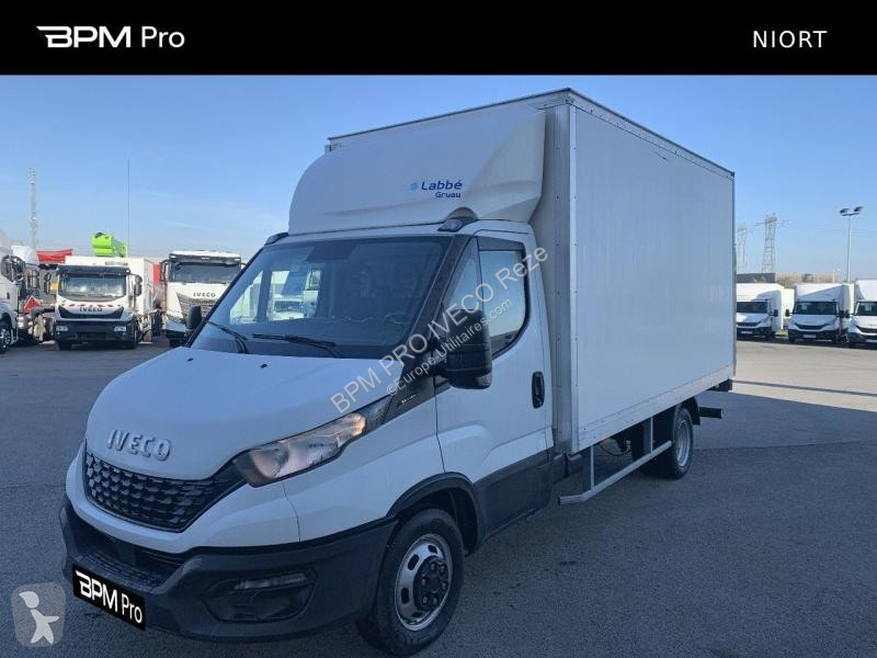 Véhicule utilitaire Iveco CCb 35C16H3.0 /...