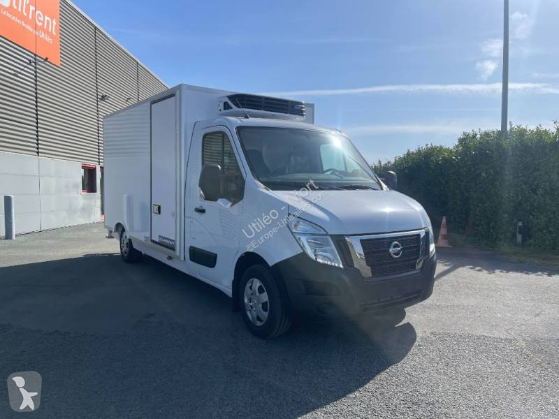 Véhicule utilitaire Nissan