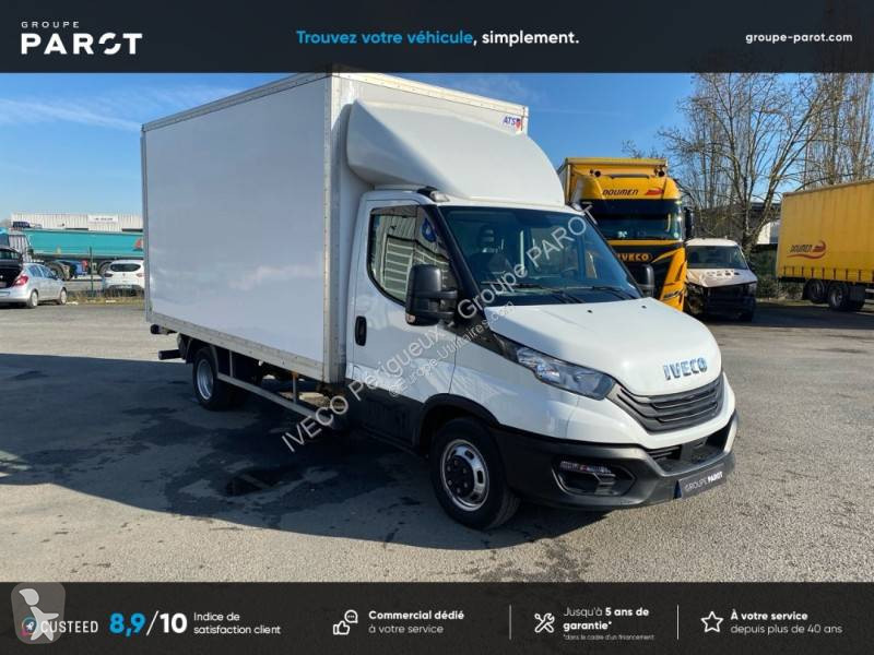 Furgoneta Iveco