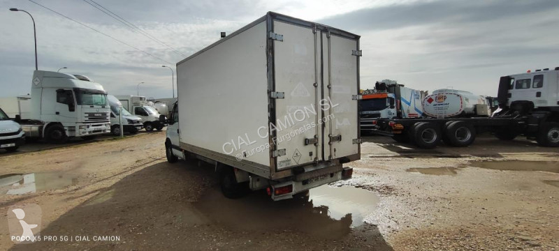 Furgoneta Renault 2.5 DCI 120