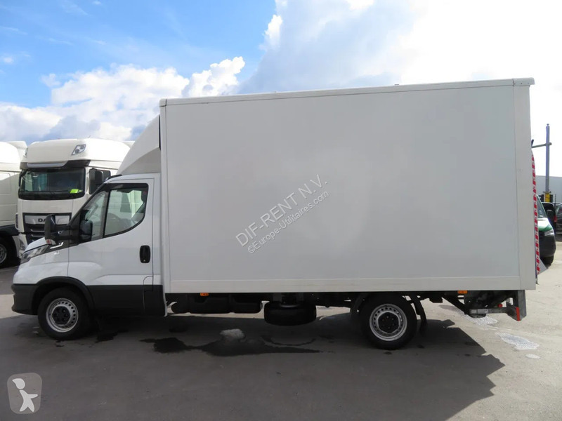 Veículo utilitário Iveco 35 S 14 A8
