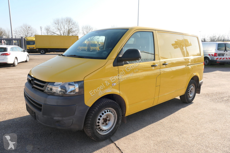 Véhicule utilitaire Volkswagen T5 Transporter...