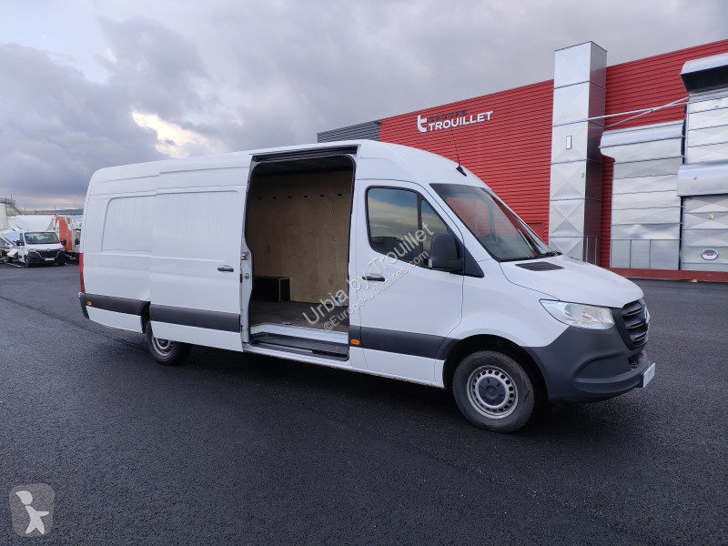 Véhicule utilitaire Mercedes SPRINTER FOURGON