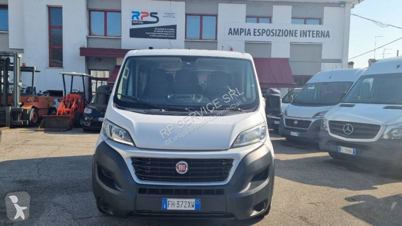 Véhicule utilitaire Fiat