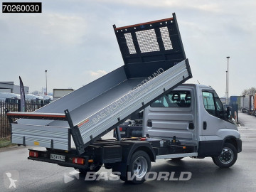 Con volquete Iveco nueva