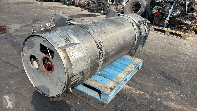 Veículo utilitário Iveco 5802217069 LNG RESERVOIR