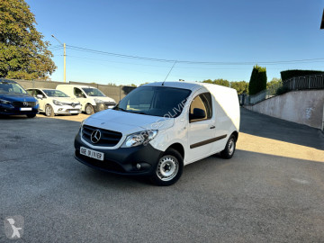 Furgoneta Mercedes