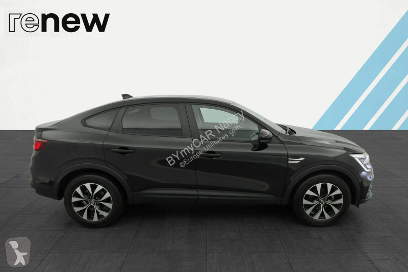 Autoutilitară Renault Arkana mild hybrid 140...