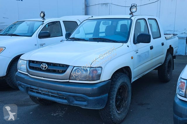 Véhicule utilitaire Toyota Hilux Double Cab 4x4