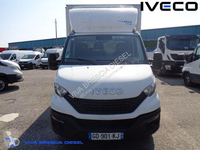 Veículo utilitário Iveco DAILY
