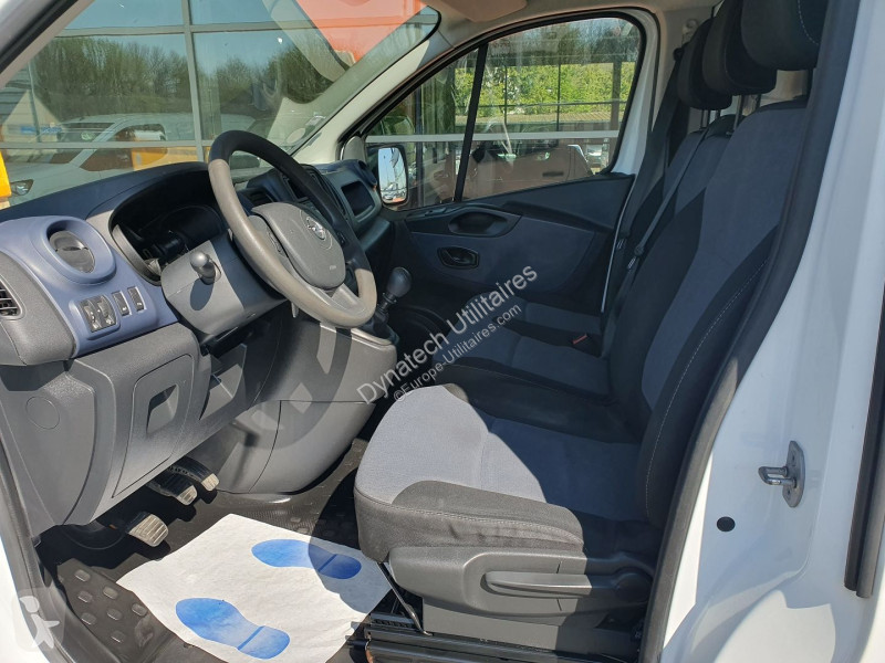 Autoutilitară Opel VIVARO FG F2900 L2H1 1.6...