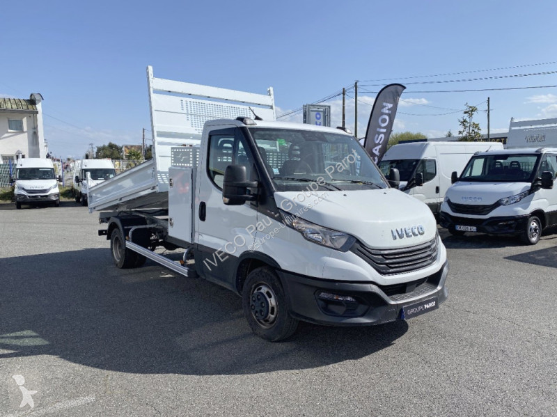 Veicolo commerciale Iveco 35C16H3.0 empattement...