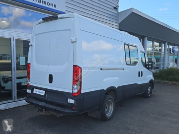 Fourgon utilitaire Iveco