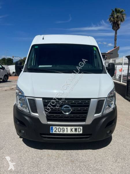 Véhicule utilitaire Nissan