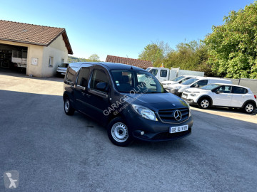 Furgoneta Mercedes