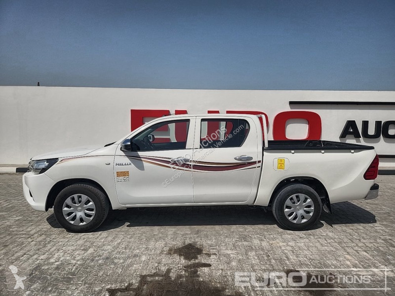 Véhicule utilitaire Toyota Hilux