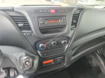 Utilitaire benne Iveco