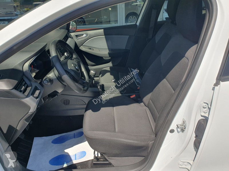 Véhicule utilitaire Renault CLIO V STE 1.5 BLUE...