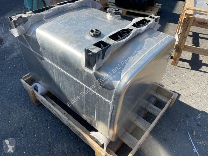 Veículo utilitário Iveco 98472352 FULE TANK 390...